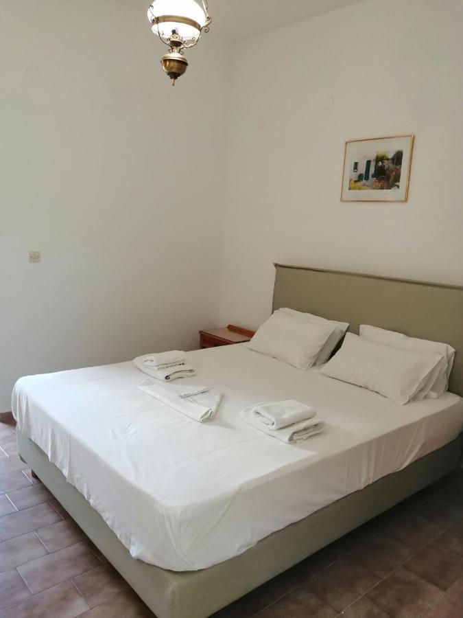 Pericles Studios Agia Marina  Chambre photo